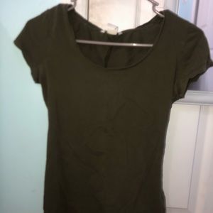 Green H&M t shirt